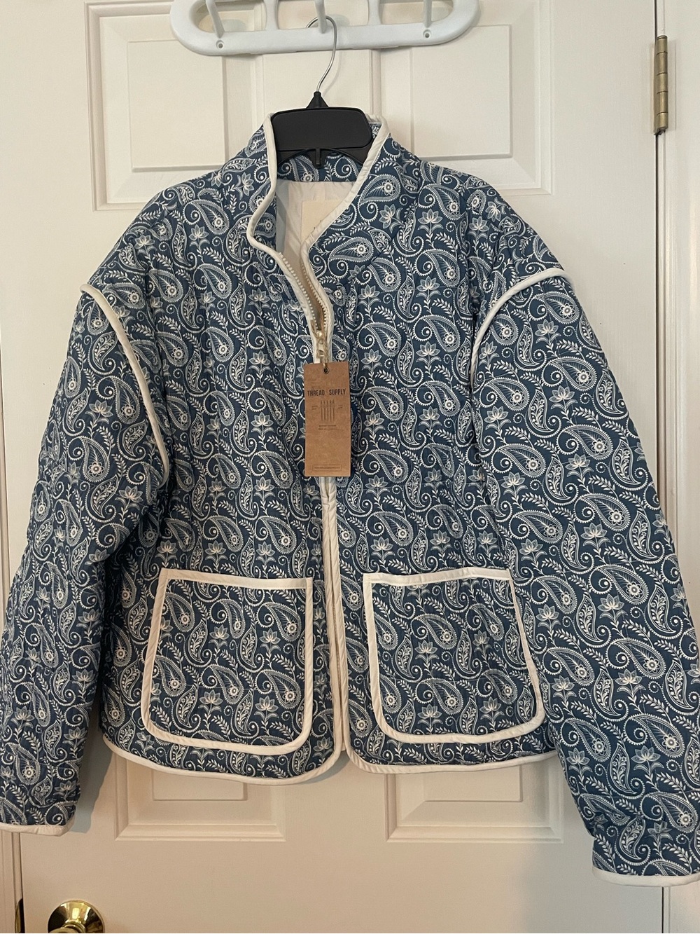 NWT Thread & Supply Blue Paisley Puff Quilted Jacket with Cream Trim